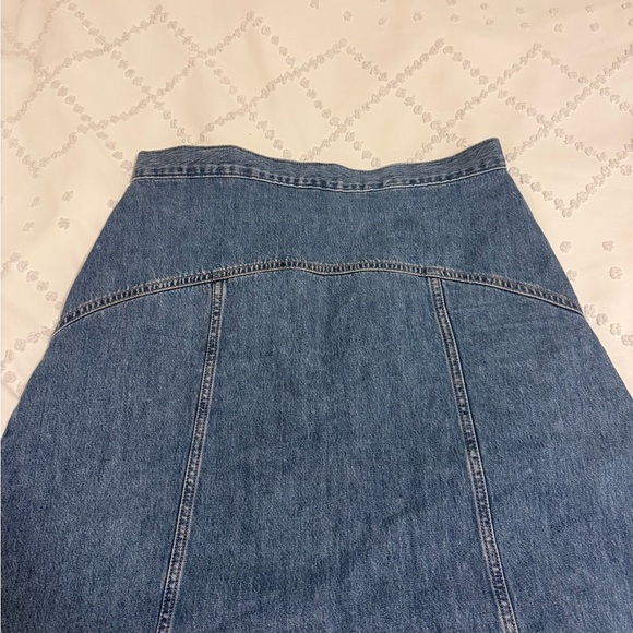 Knee-Length Denim A-Line Skirt - Picture 2 of 4